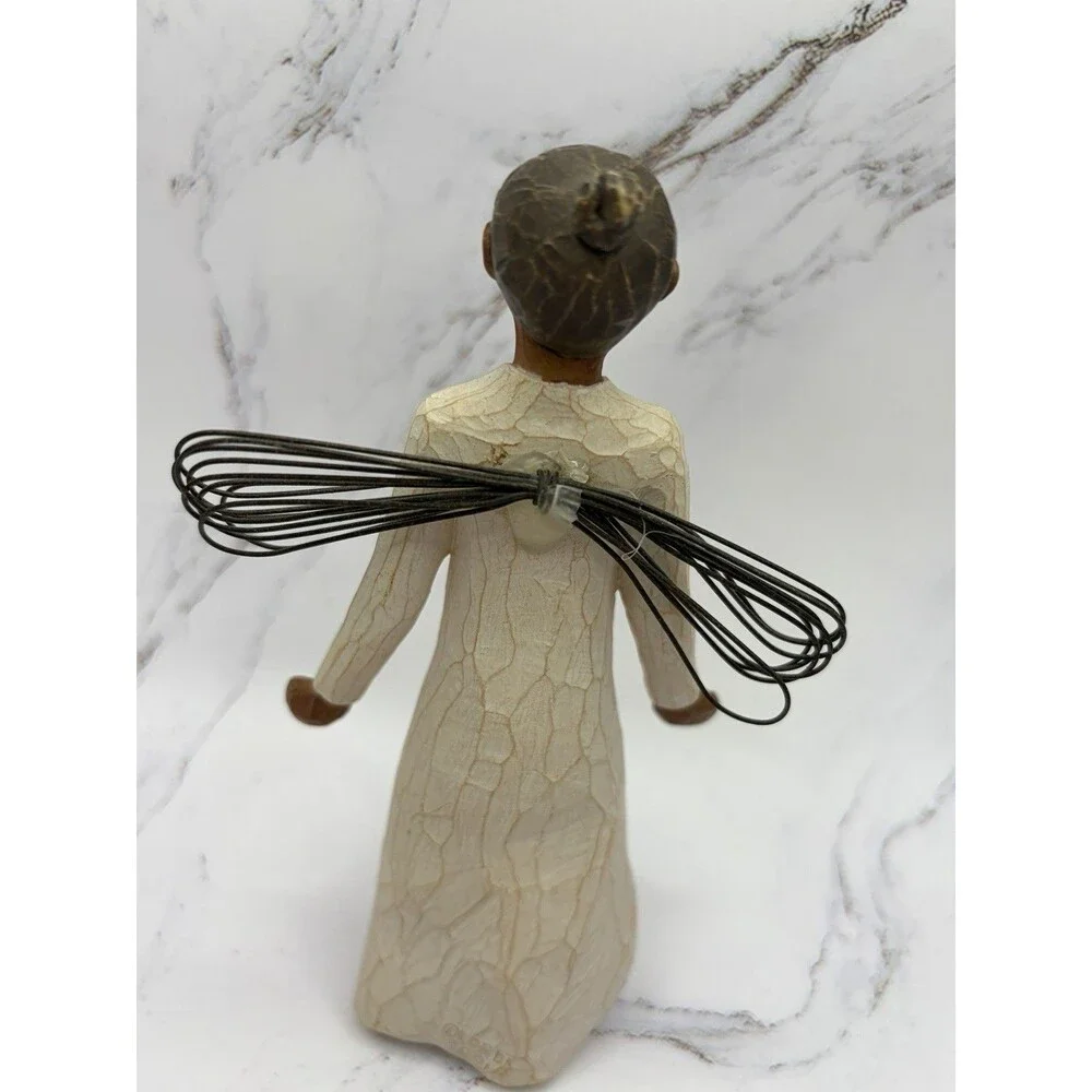 Willow Tree Angel of Grace Figurine #26059 Susan Lordi 2001 Demdaco